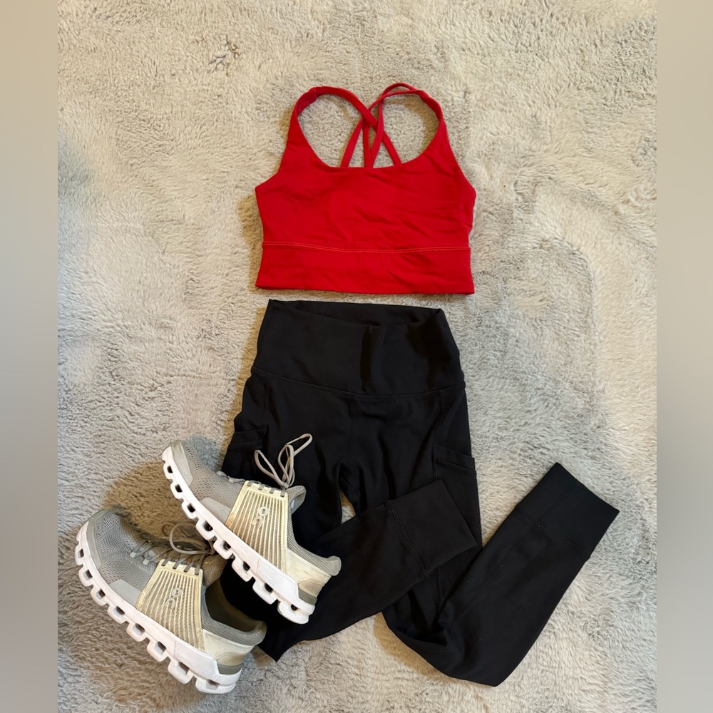 Black fabletics leggings